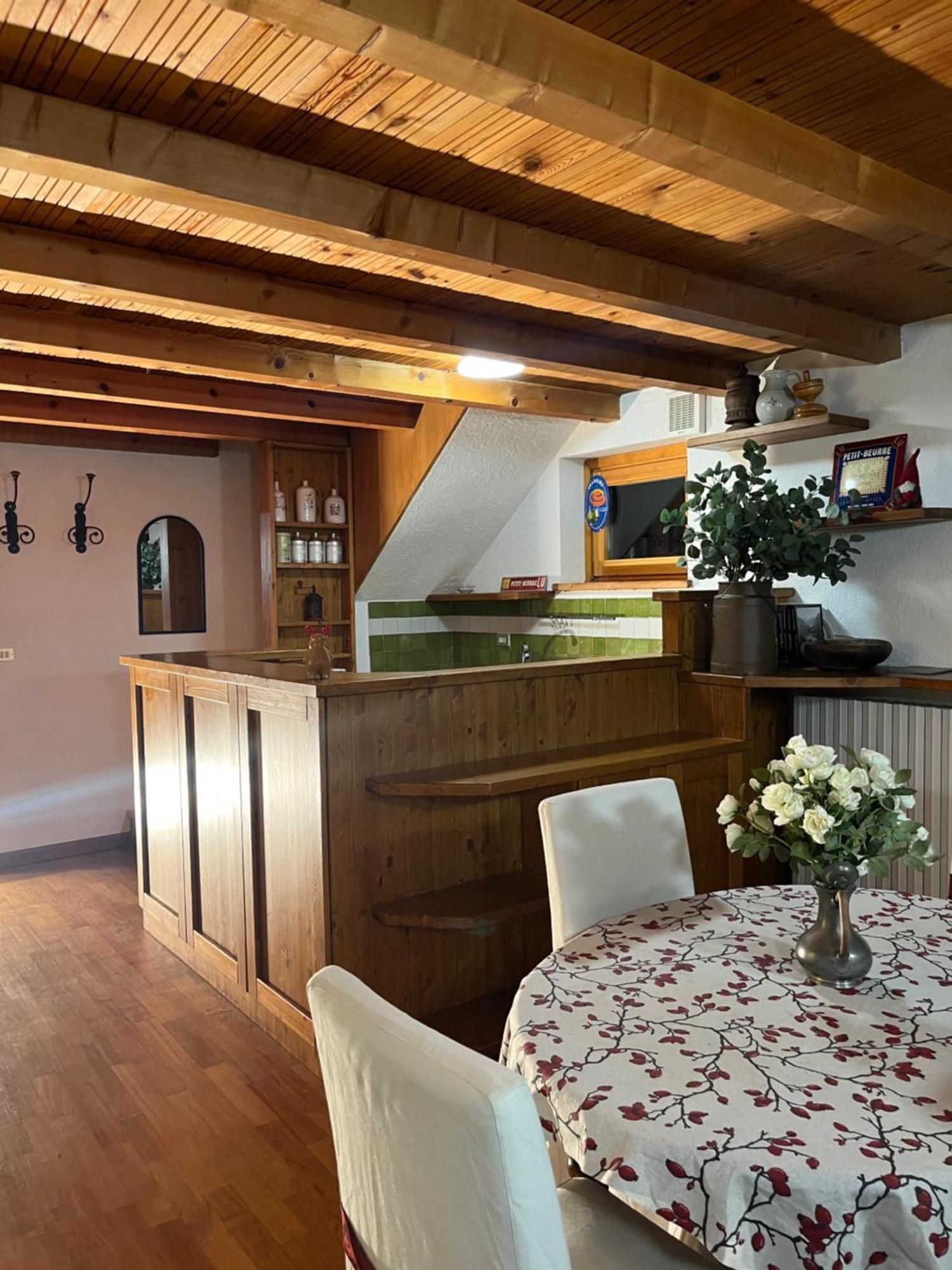 Chalet Blanc Le Duplex Courmayeur Ngoại thất bức ảnh